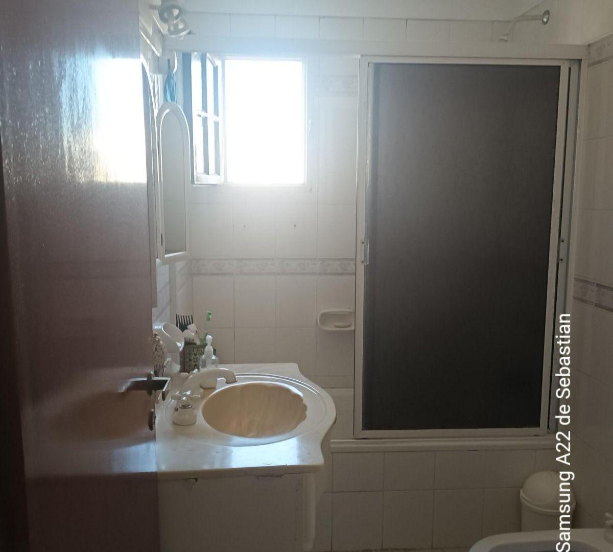 Foto de VENDO PISO 4 AMBIENTES CON DOS COCHERAS, imagen 5