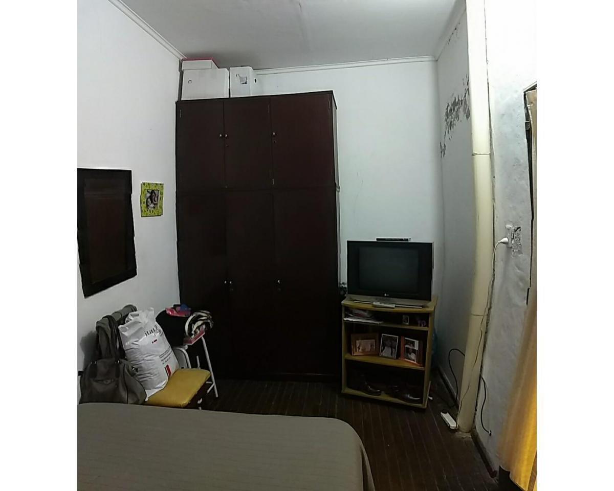 Foto de MORENO 1512. Interna dos Dormitorios. EXCELENTE UBICACION., imagen 4