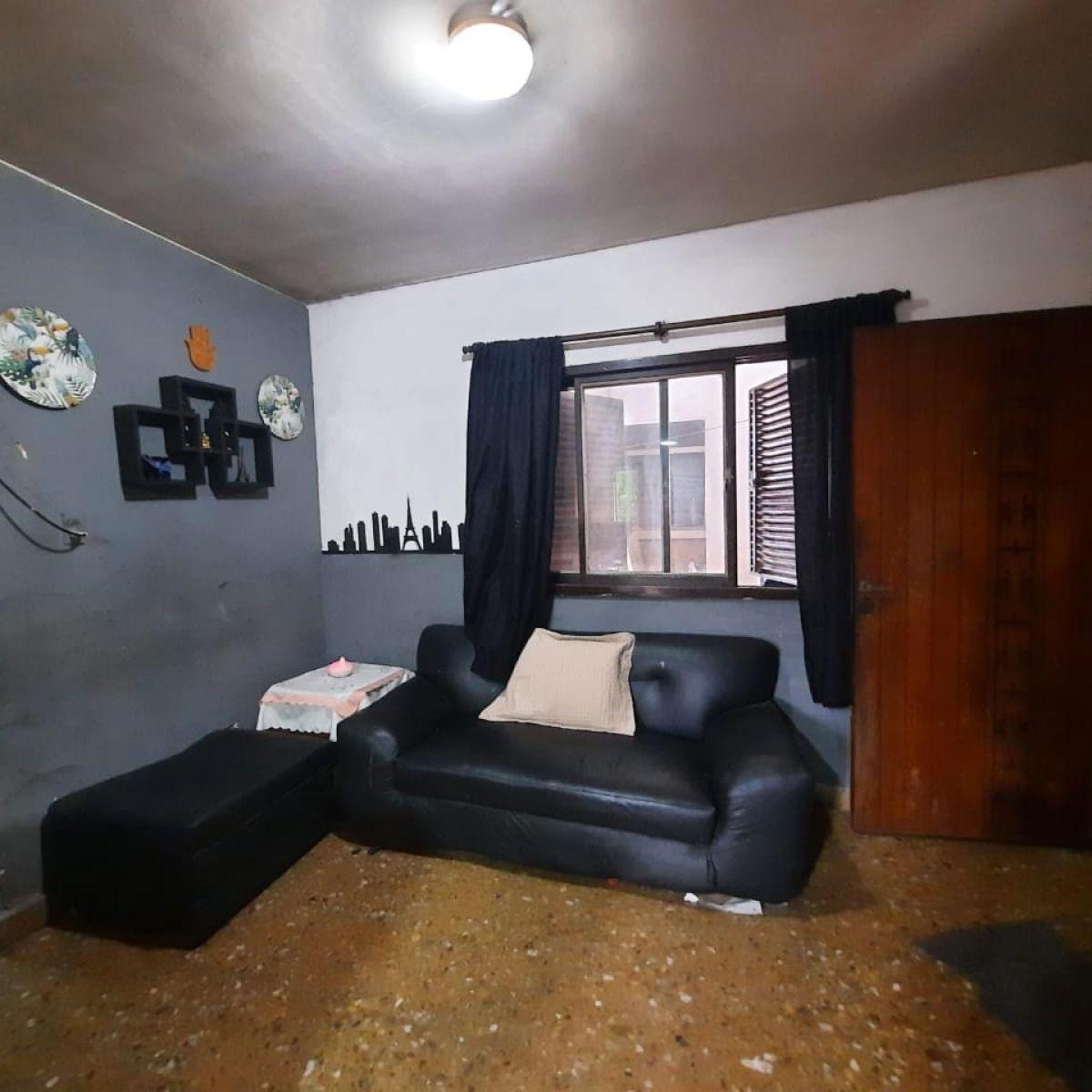 Moreno 3457 Oportunidad Edificio 2 Pisos 3 Casas Amplio Lote 2