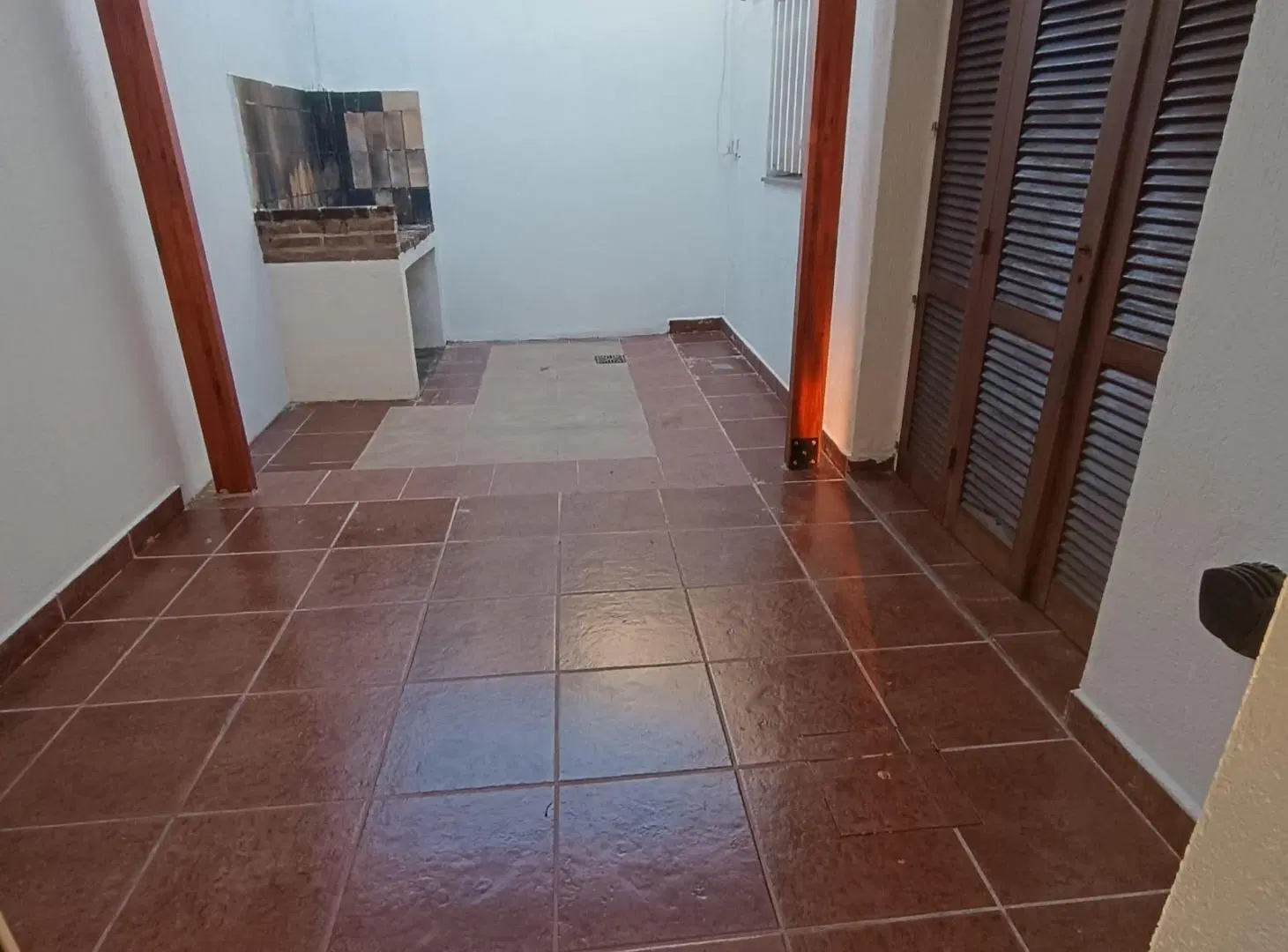 Cullen 1453. ALQUILER zona oeste. Un dormitorio. Cochera. Patio 3