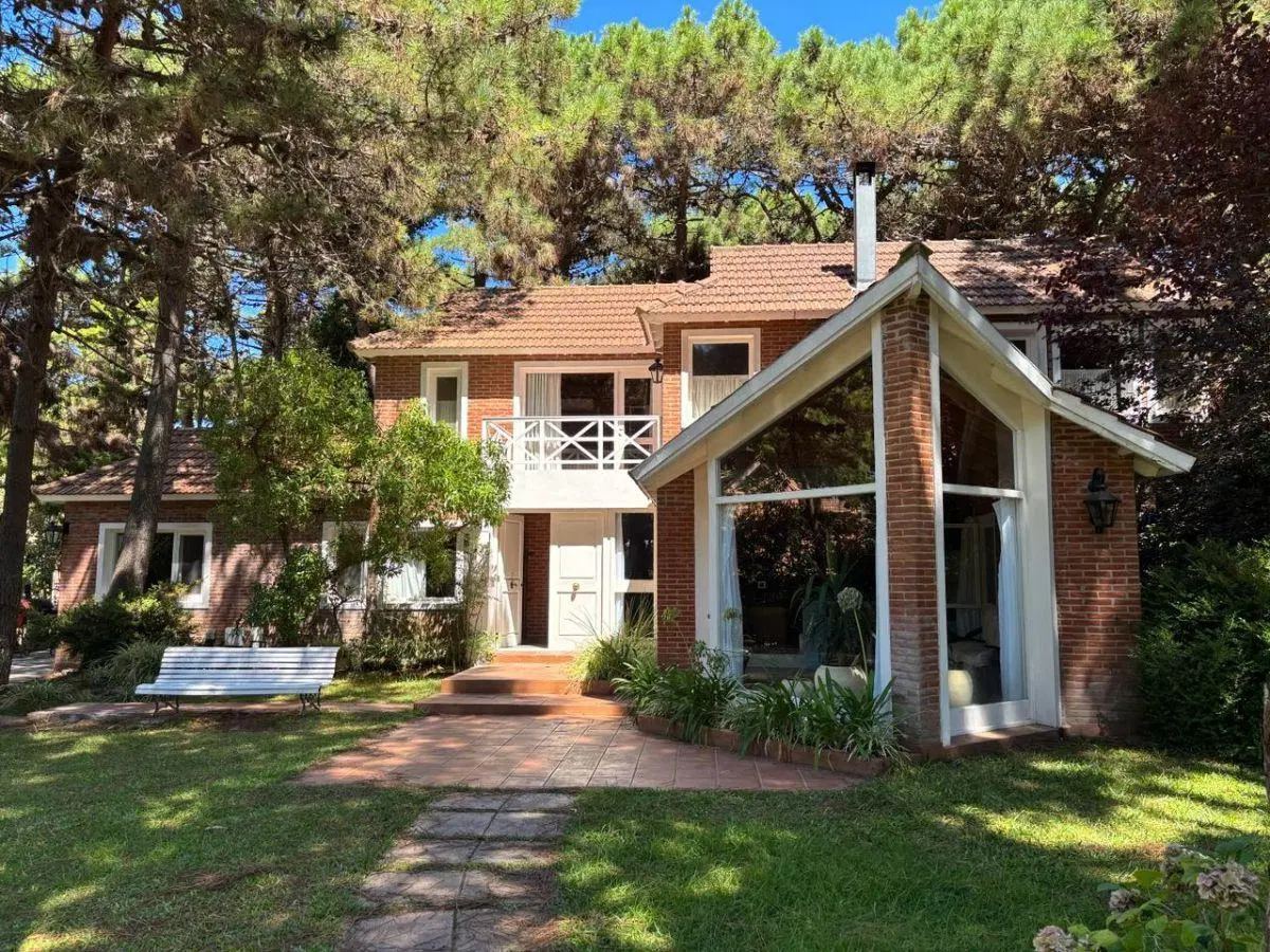 Casa en venta en Pinamar Norte, Costa Atlantica 1