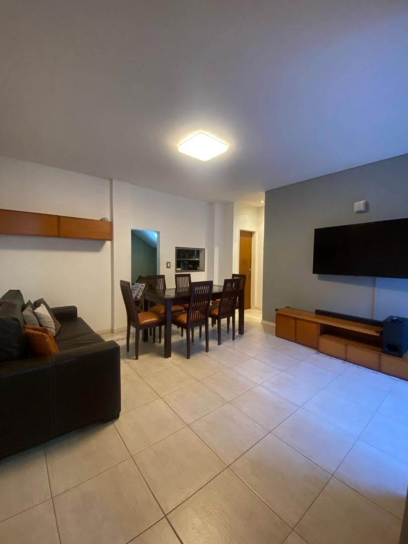 HERMOSO DOS AMBIENTES C/JARDIN Y ESCRITORIO-PQUE CENTENARIO