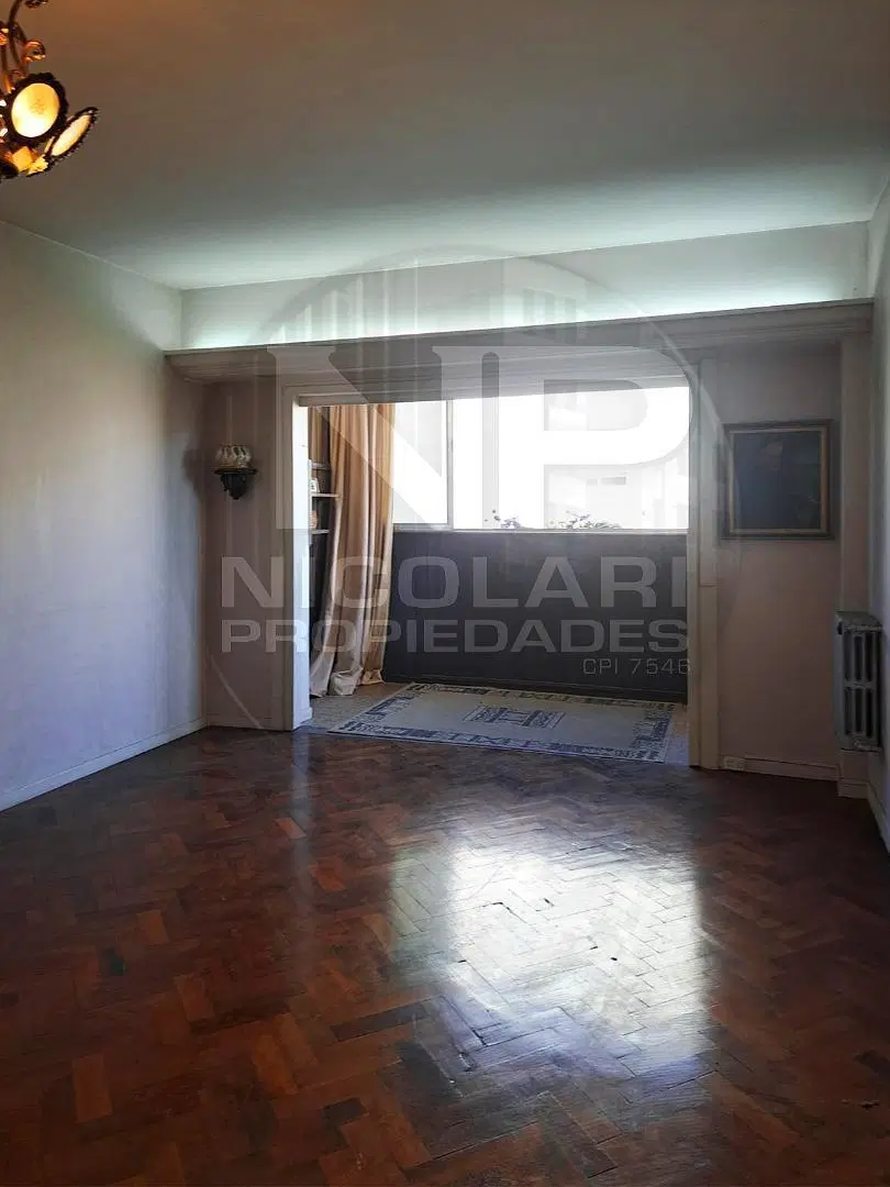 Excelente 4 ambientes con dependencias y balcon 5