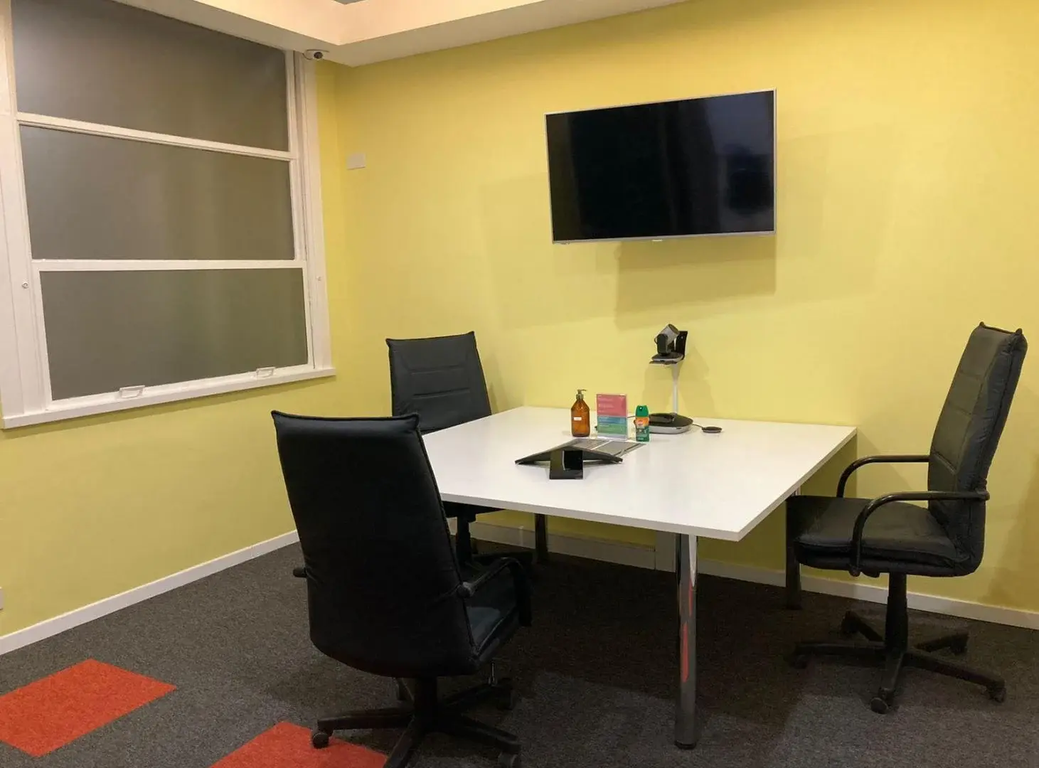 OFICINA CENTRO 240 M2  AV. CORRIENTES 2