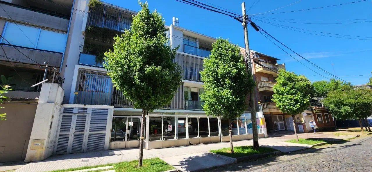 Venta Departamento 2 ambientes con cochera San Isidro 3