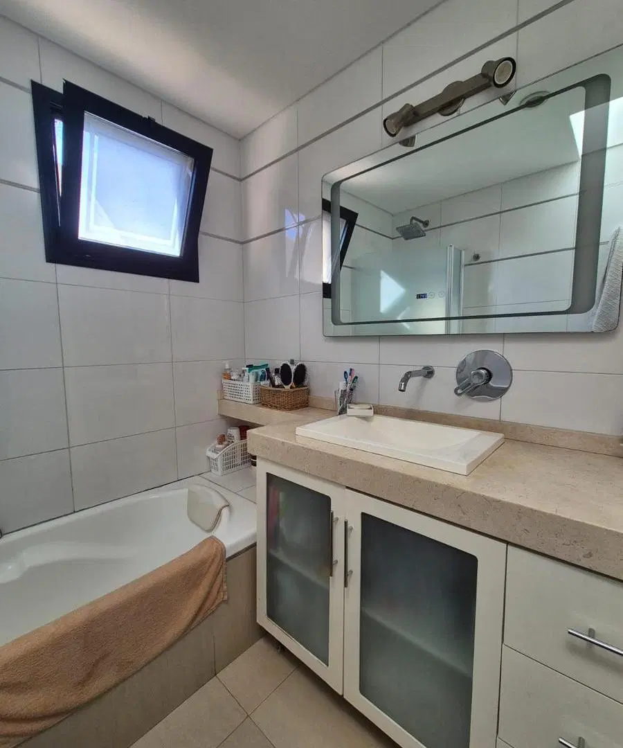 ALQUILER Departamento de 3 ambientes con cochera 5