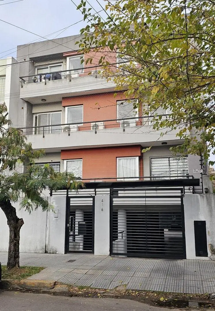 Departamento venta La calabria tres ambientes cochera 2