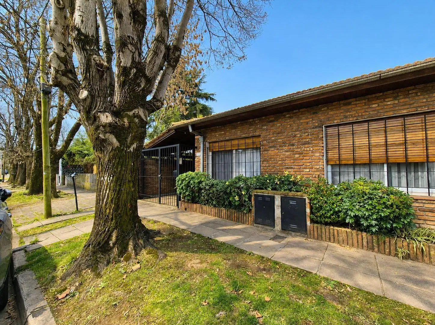 Venta casa tipo PH en olivos 3 dormitorios 3