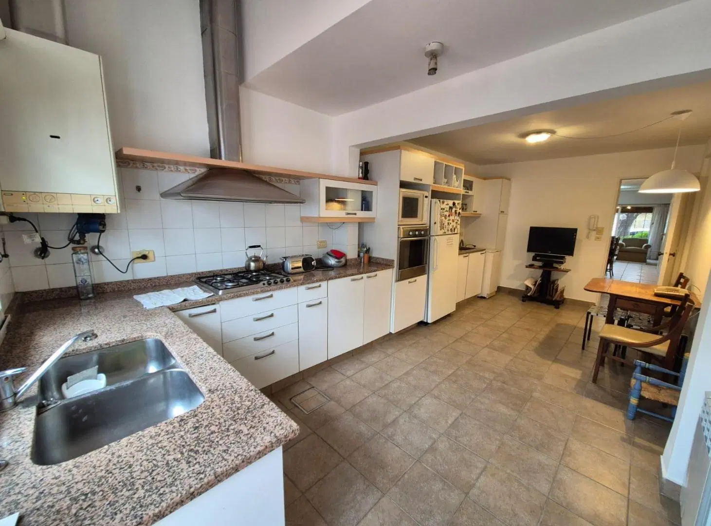Venta casa tipo PH en olivos 3 dormitorios 5