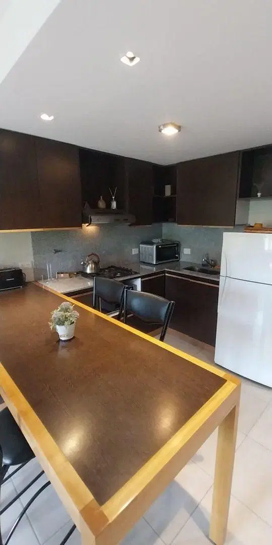RE/MAX VENDE DEPARTAMENTO CENTRICO AMOBLADO 2 AMB 3