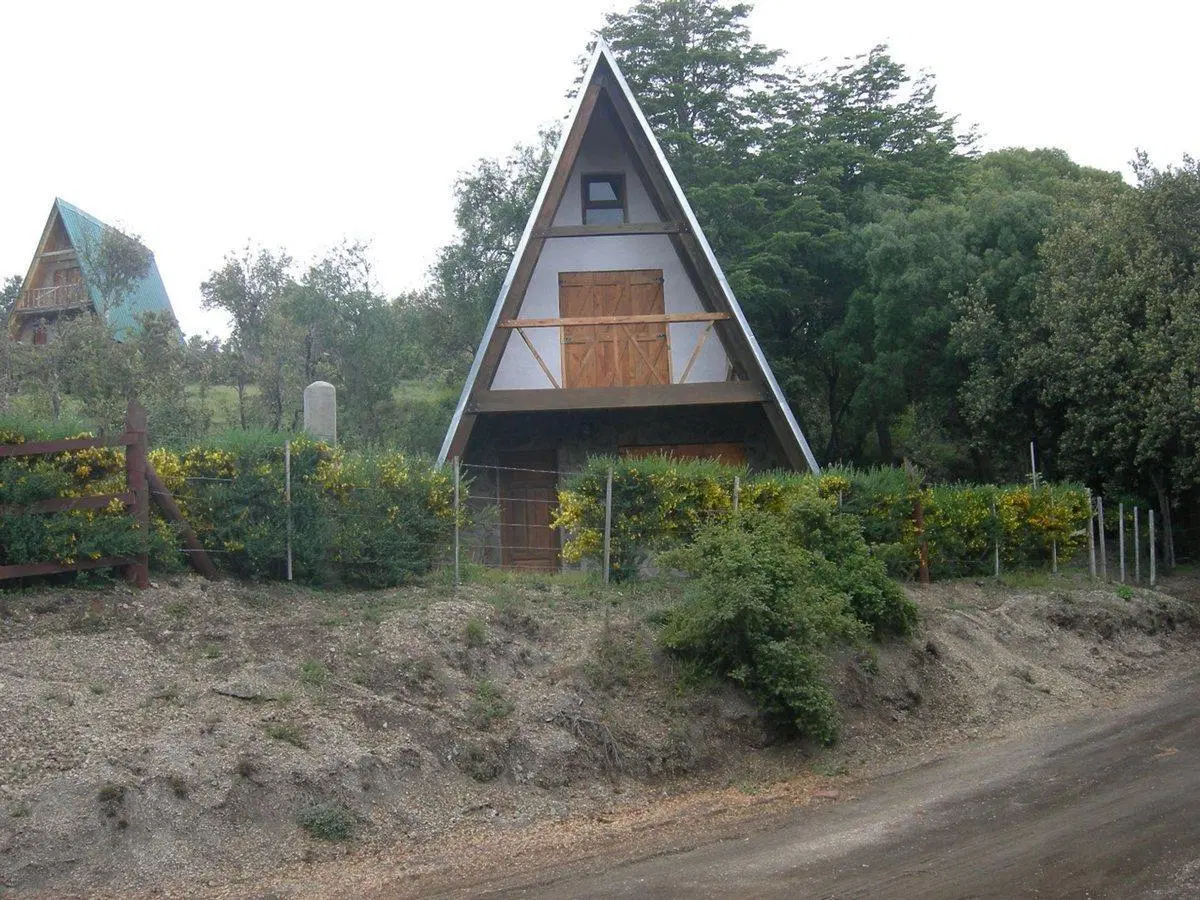 EQUIPO RE/REMAX VENDE CABAÑA ALPINA VILLA PEHUENIA 3
