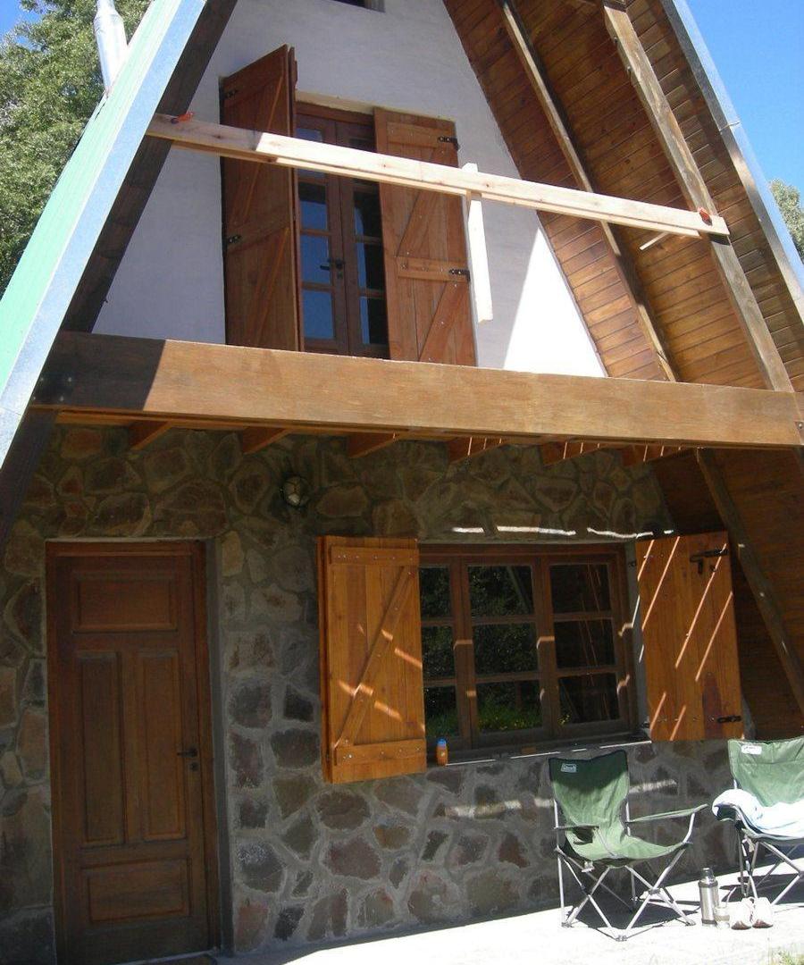 Foto de EQUIPO RE/REMAX VENDE CABAÑA ALPINA VILLA PEHUENIA, imagen 1