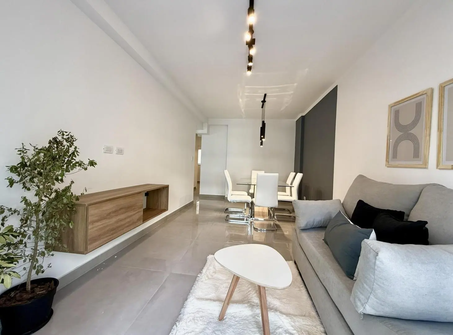 VENTA DPTO 3 AMB CON BALCON SALIENTE 4