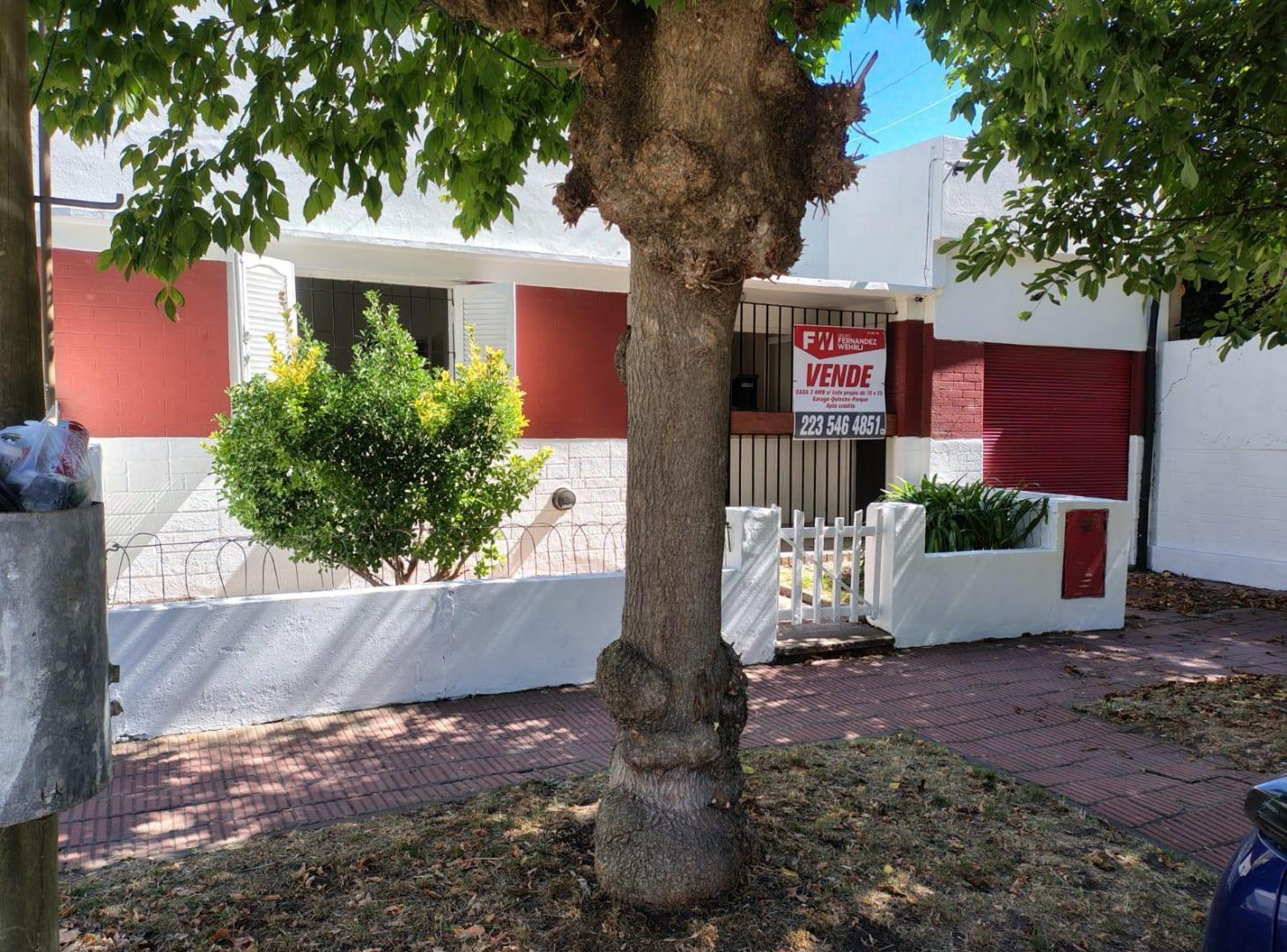 Casa 3 ambientes Apto Crédito con Cochera y Parque