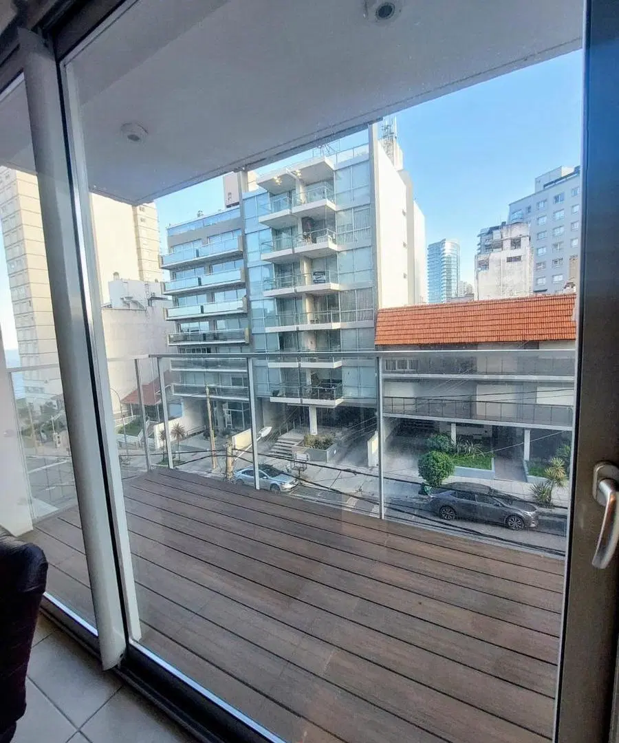 Departamento 3 amb moderno con cochera en Playa Chica 5
