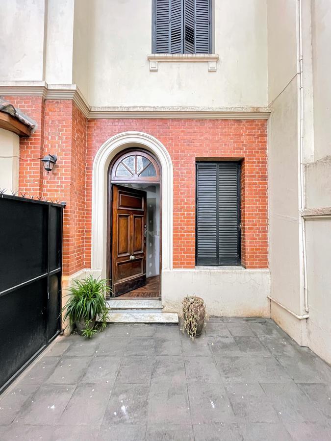 Venta Casa 9 Amb. S/lote 10x21 m² - Caballito - con Amplio Patio 1