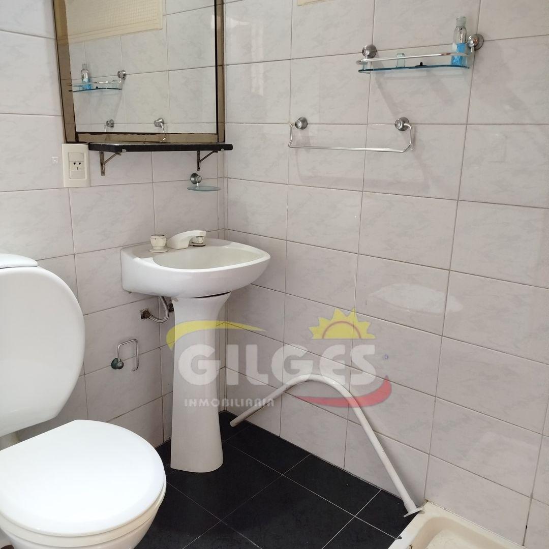 Venta Importante Piso 4 Amb. en Villa Urquiza "Impecable" C/cochera 5