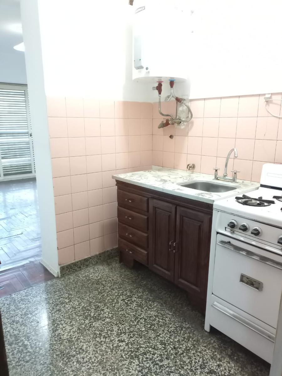 Venta Departamento 1 Amb. en Ramos Mejia Buen Estado y Excelente Ubicación 5