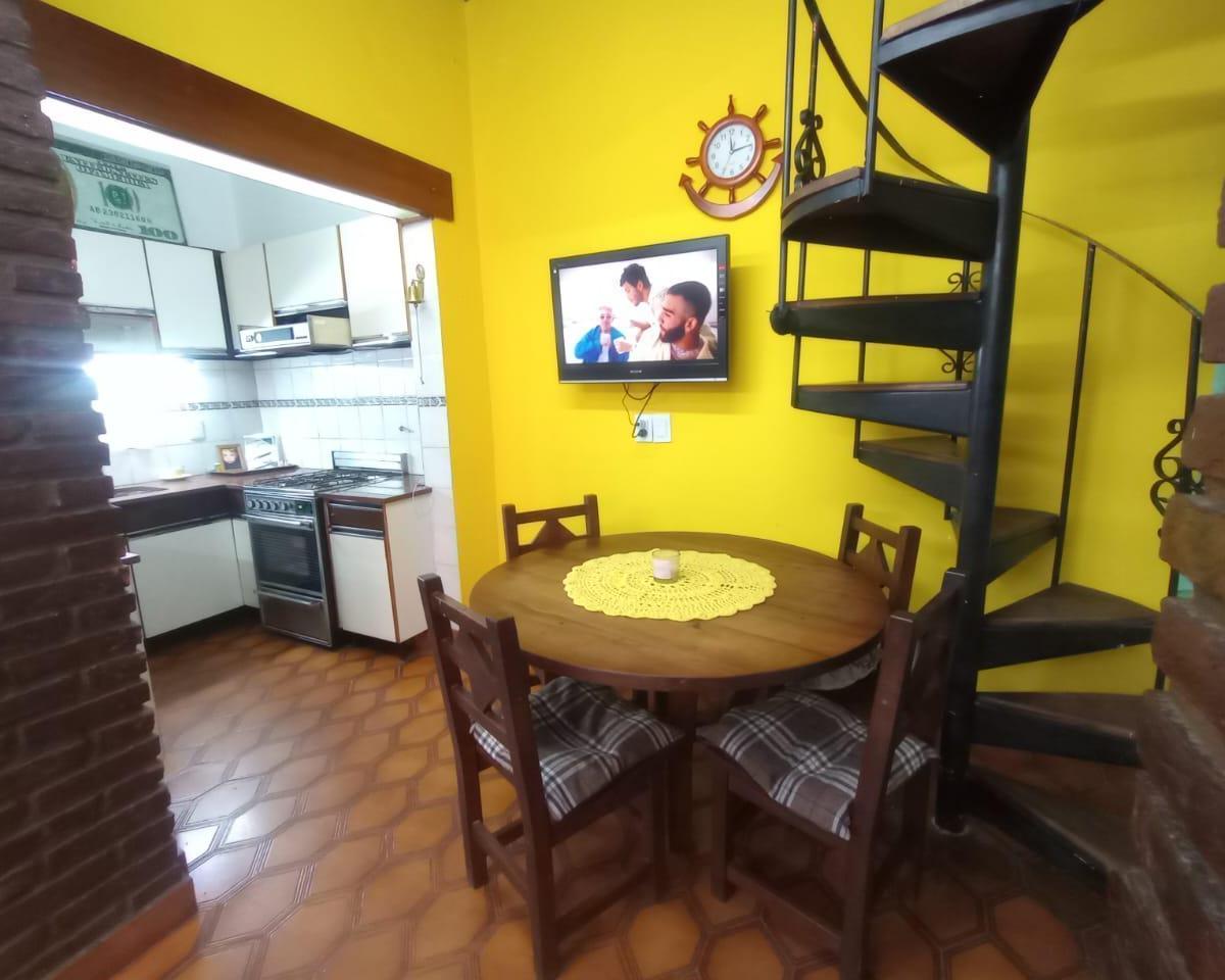 Venta P H 5 Amb. en 2 Ptas. en Ramos Mejía - Muy Buen Estado y Ubicación 4