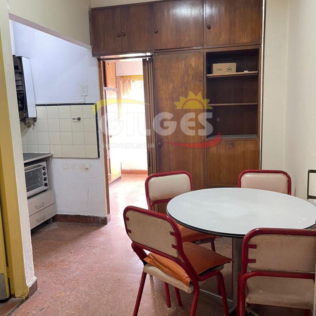 Venta Departamento 1 Amb. Al Frente en Ramos Mejía - Buen Estado 2