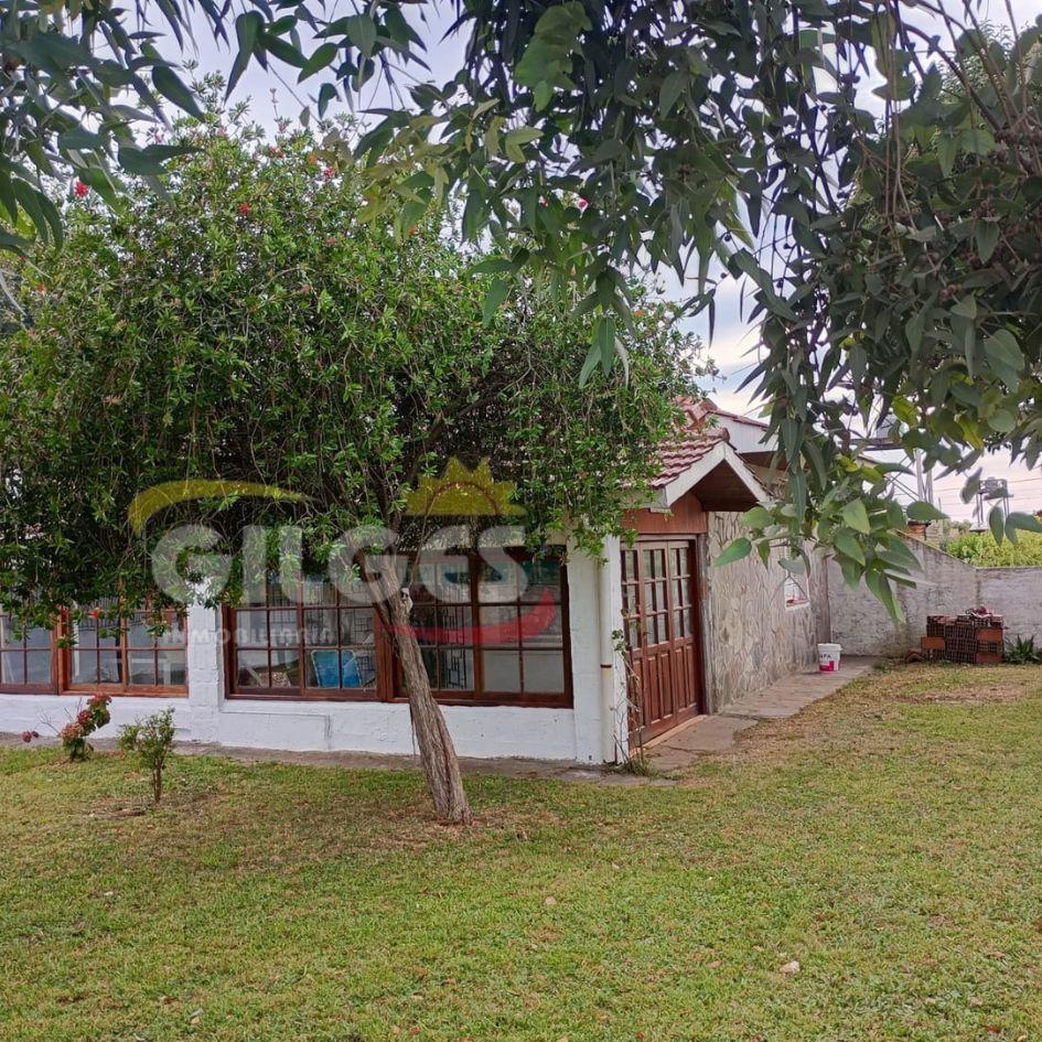 Venta de Casa 4 Amb. en Santa Clara del Mar Ubicada a 400 m. de La Playa 4