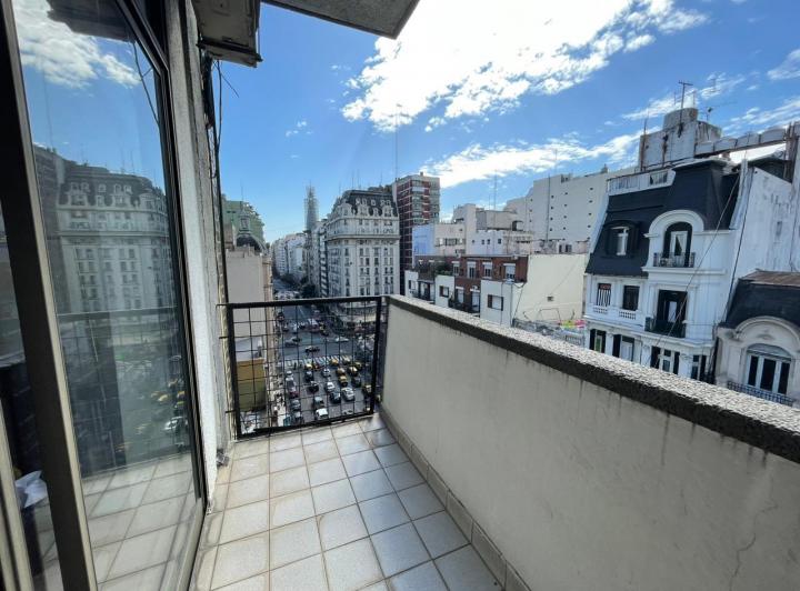 VENTA  EXCELENTE OFICINA  EN CABA 155M² S/AV. CALLAO 5