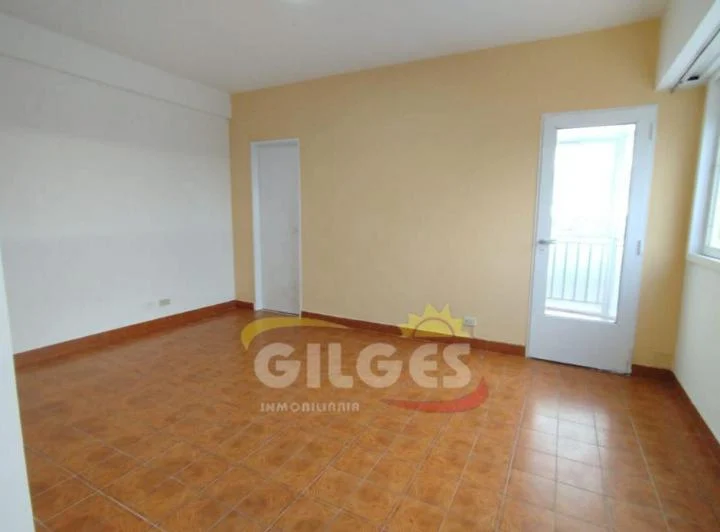 Alquiler de Departamento 2 Amb.  en Ramos Mejia  Contra frente con Vista a Rivadavia 2