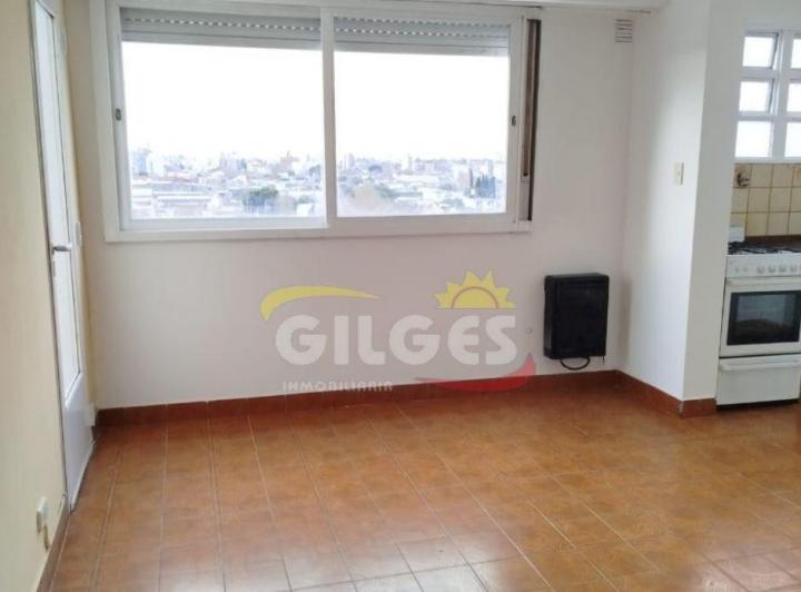 Alquiler de Departamento 2 Amb.  en Ramos Mejia  Contra frente con Vista a Rivadavia 5
