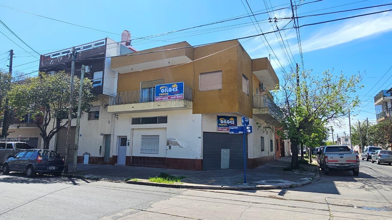 Venta 2 PH 3 Ambientes Cada uno con  Local en Block  en Ramos Mejia