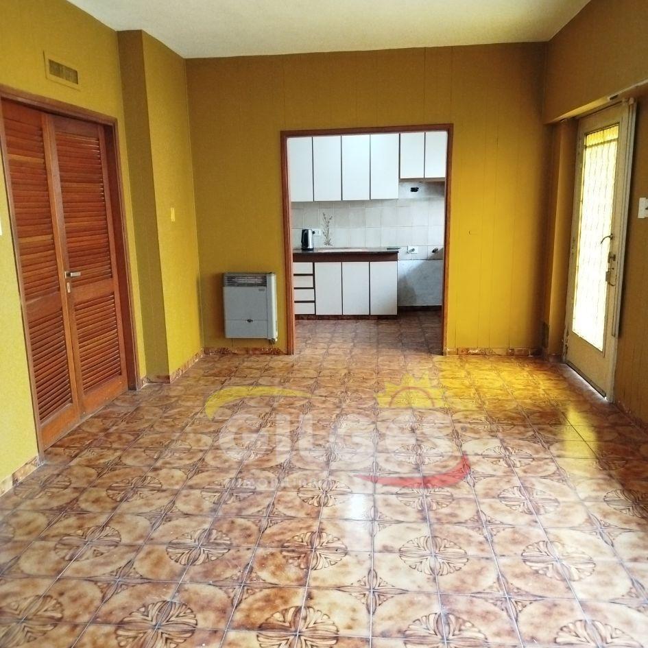 Foto de Venta de Casa 5 Amb. en Ramos Mejia Ideal Vivienda o Uso Comercial, imagen 3