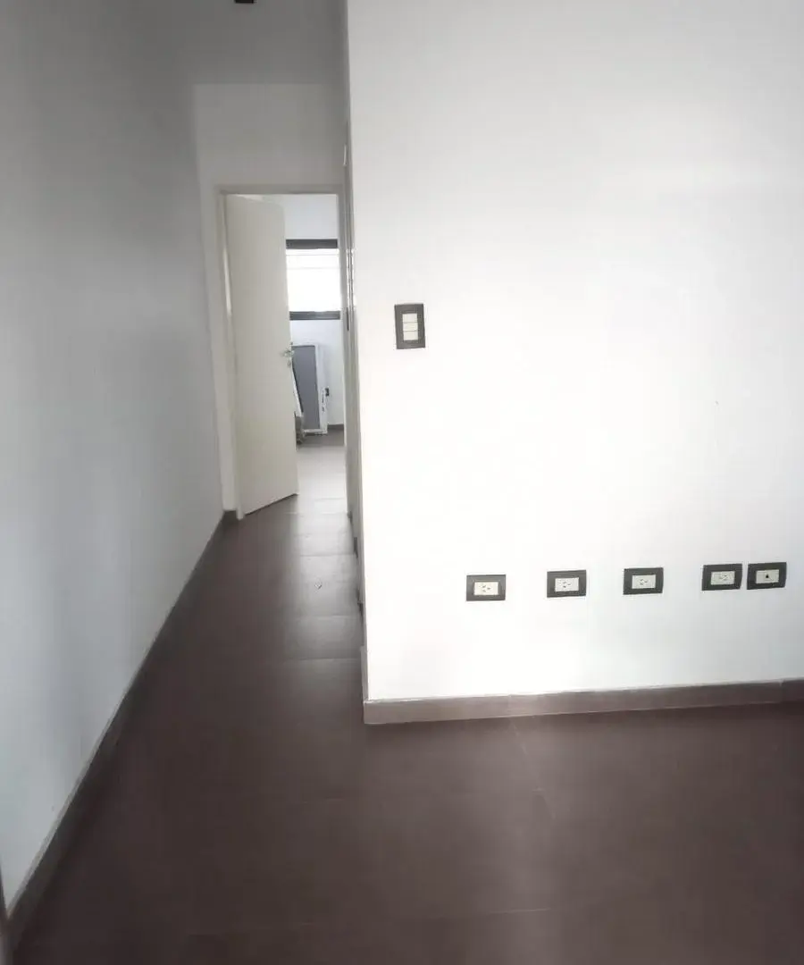 Venta Local con Cochera   en Haedo  A Estrenar 4