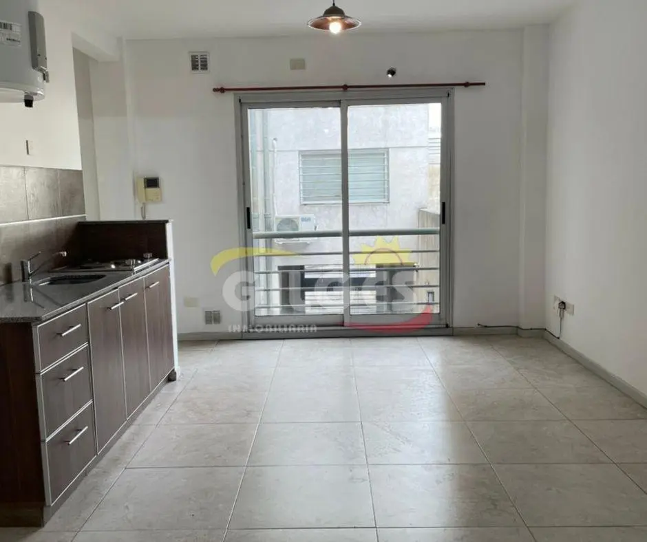 Venta de Departamento 1 Ambiente en Ramos Mejia  Muy Buen Estado 2
