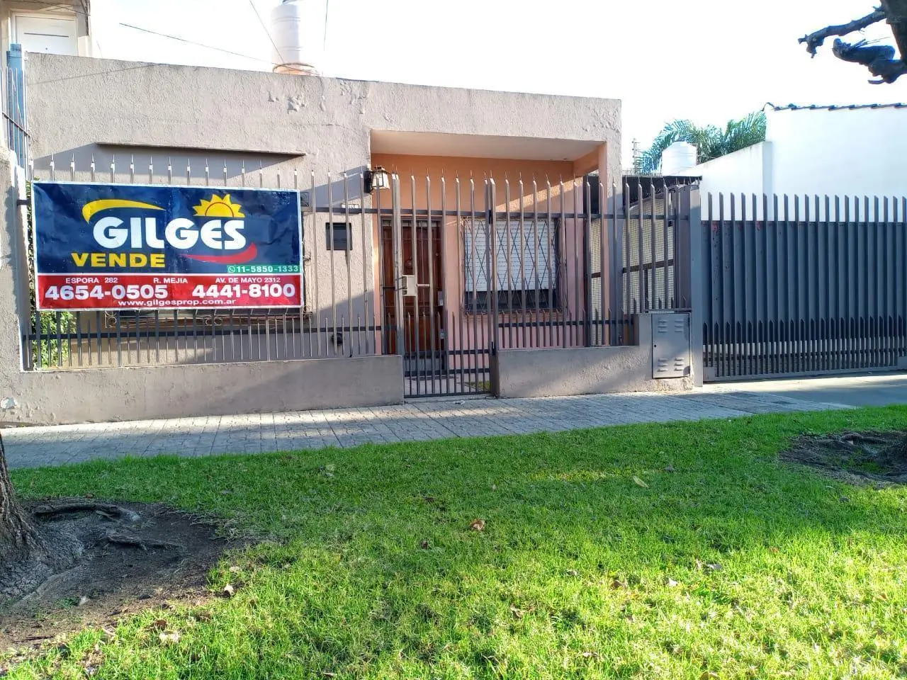 Venta Casa 3 Amb. Villa Luzuriaga  Con pileta y quincho 2