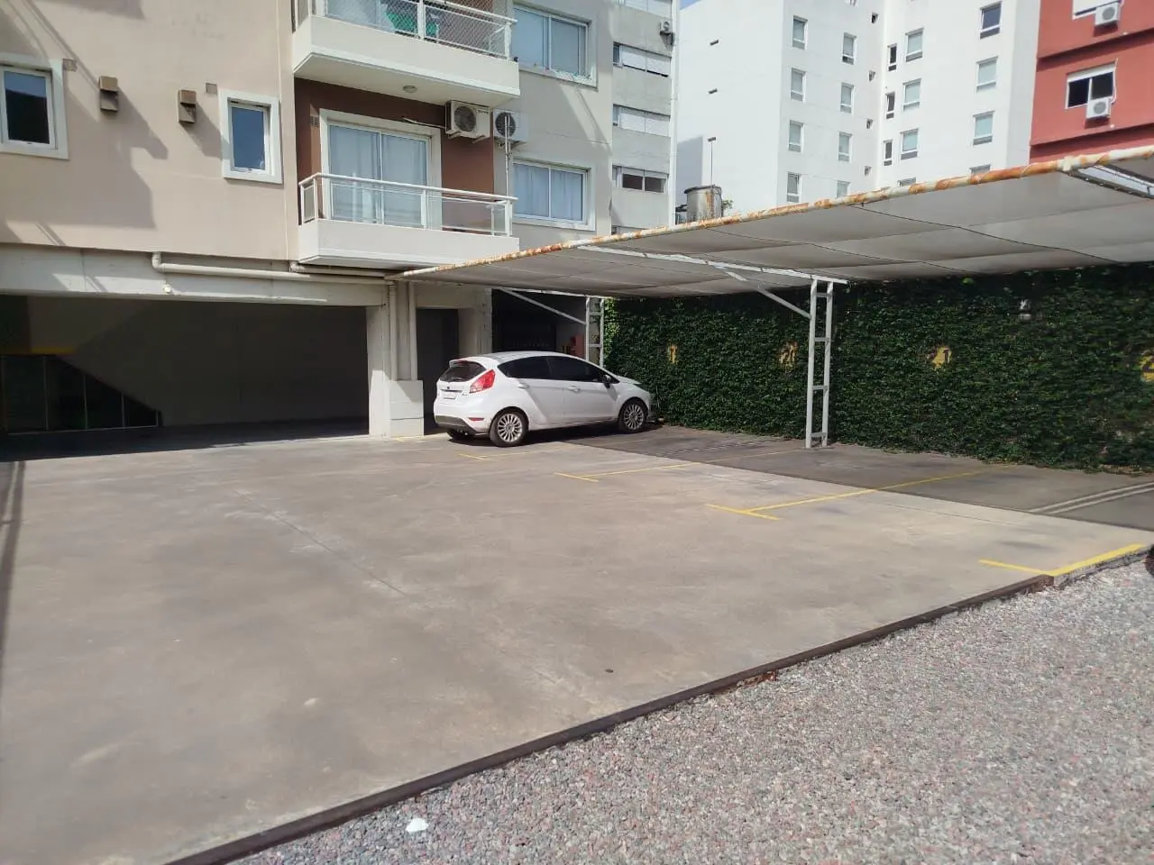 Venta de Cocheras en Haedo 4