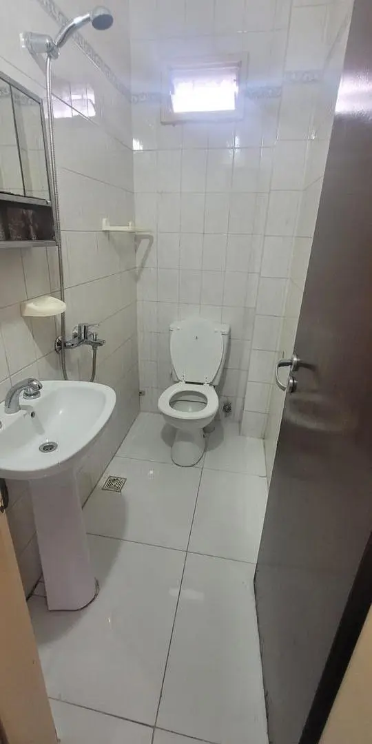 Alquiler Departamento 1 Ambiente en Ramos Mejia Muy buen Estado Céntrico 3