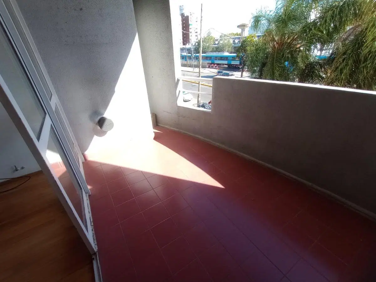 Departamento 3 Amb. Excelente Estado y Ubicación, "Muy Luminoso" en Ramos Mejia 3