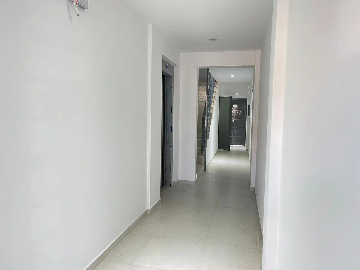 Alquiler   Departamento 2 Amb. en Ramos Mejía  A  Estrenar - Pta. Baja C/patio 4