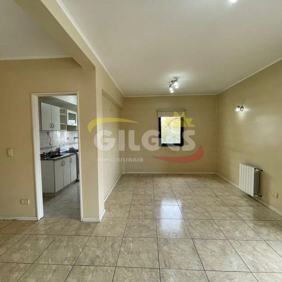 Venta Departamento 2 Ambientes al fte c/balcon en Ramos Mejia muy buen estado y Ubicación 2