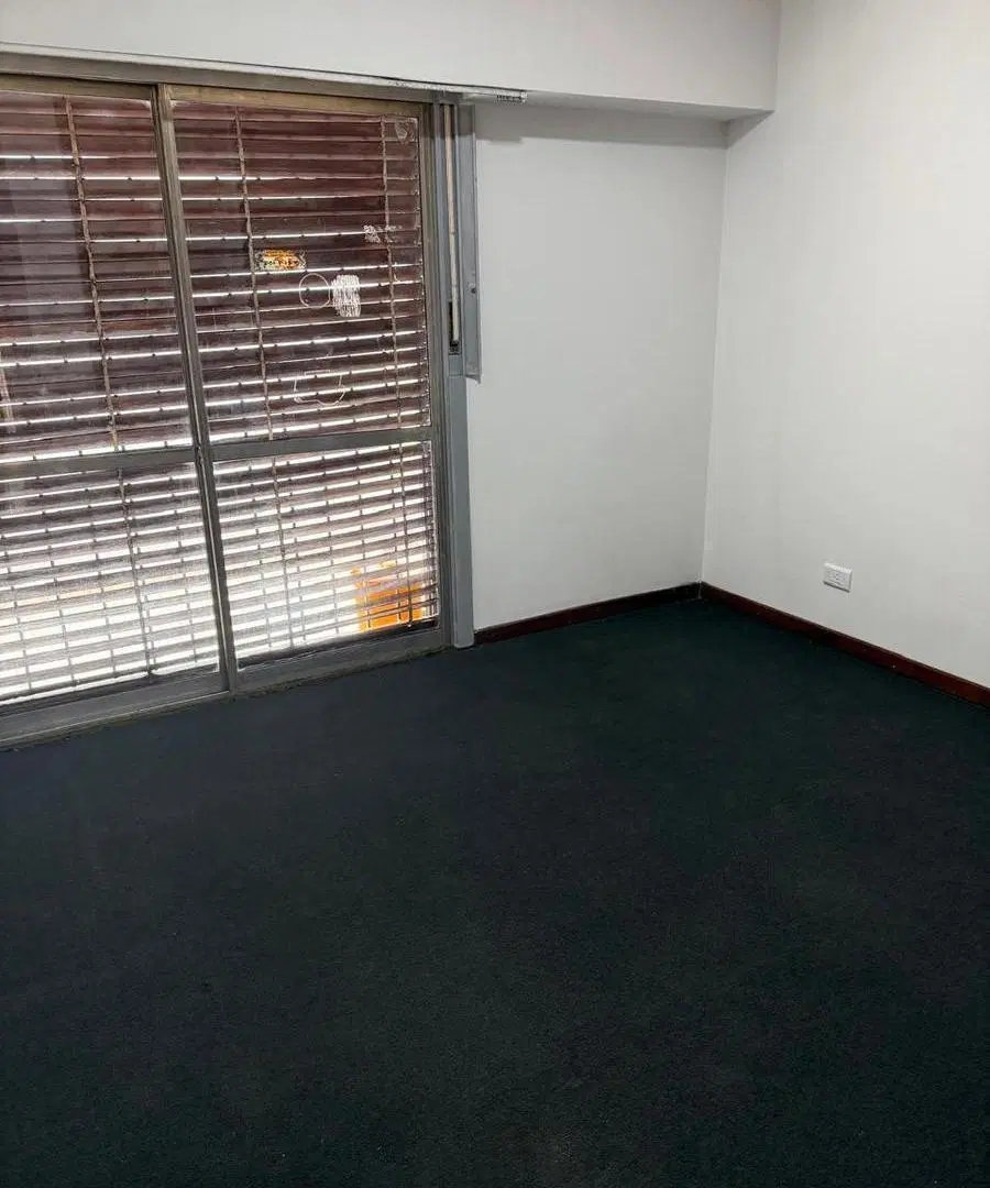 Alquiler Departamento 3 ambientes en Ramos Mejia Céntrico Ideal Vivienda o Uso Profesional 2
