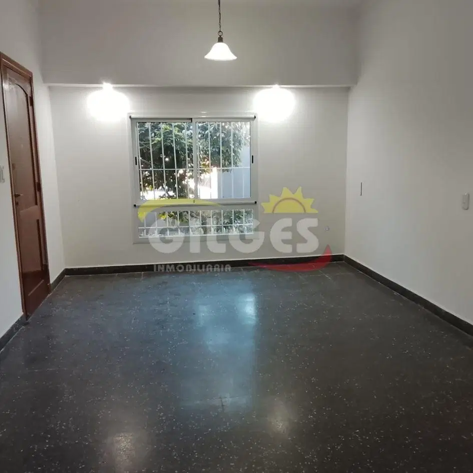Alquiler Casa 3 Ambientes en Morón Con cochera cubierta y Jardín 5