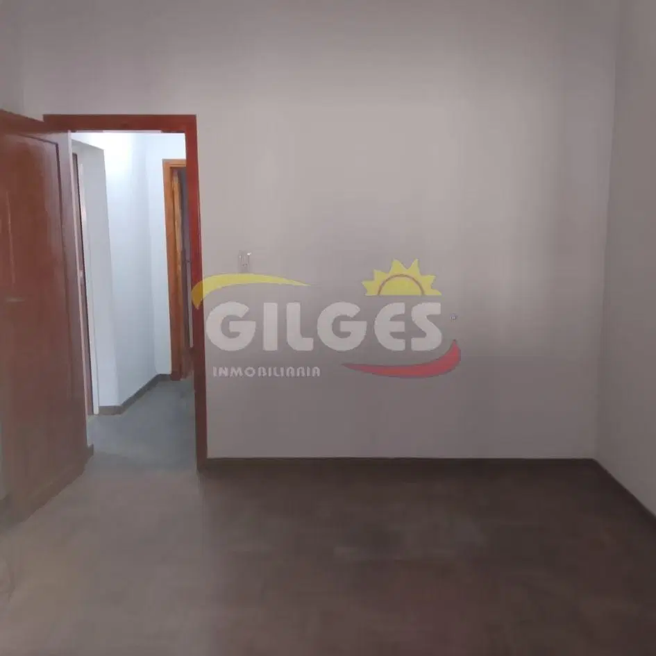 Alquiler Casa 3 Ambientes en Morón Con cochera cubierta y Jardín 8