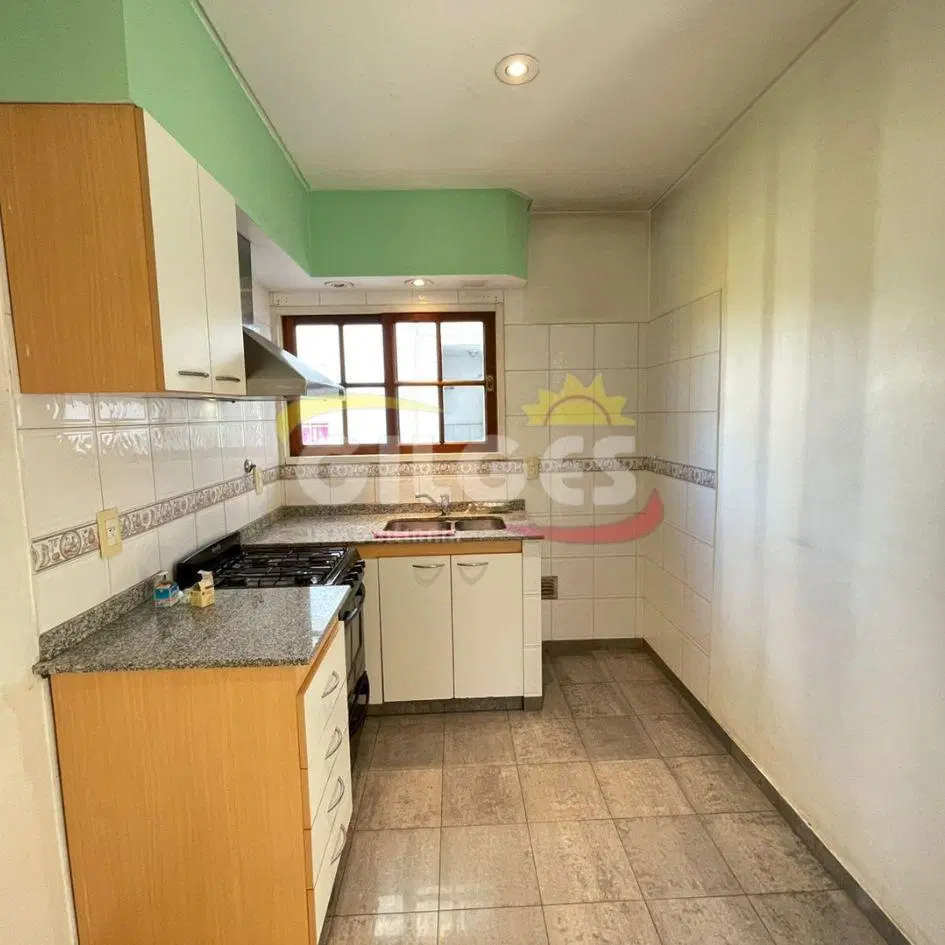 Alquiler Departamento 3 ambientes en Ramos Mejia  al frente con Balcón 5
