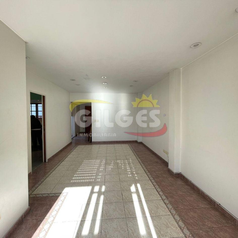 Alquiler Departamento 3 ambientes en Ramos Mejia  al frente con Balcón