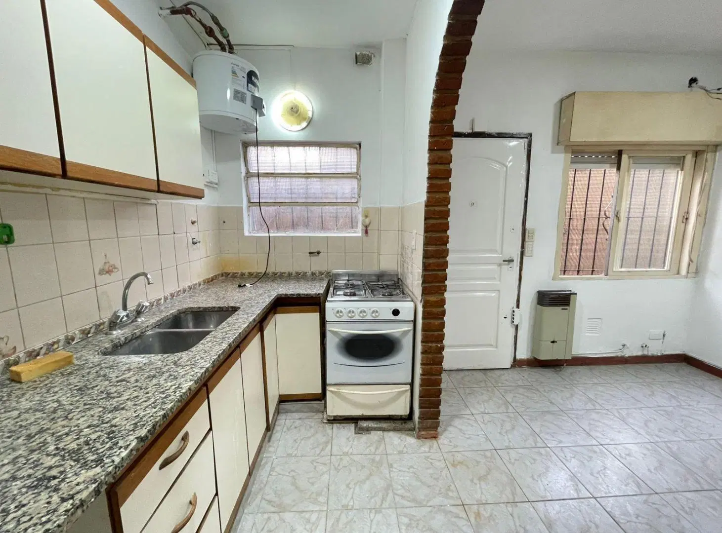 Alquiler PH 2 Ambientes planta Baja en Ramos Mejia 5