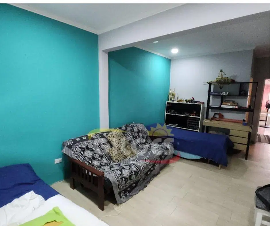 Alquiler de Casa 3 Ambientes en Haedo Muy buen estado - Con Cochera cubierta y Patio 2