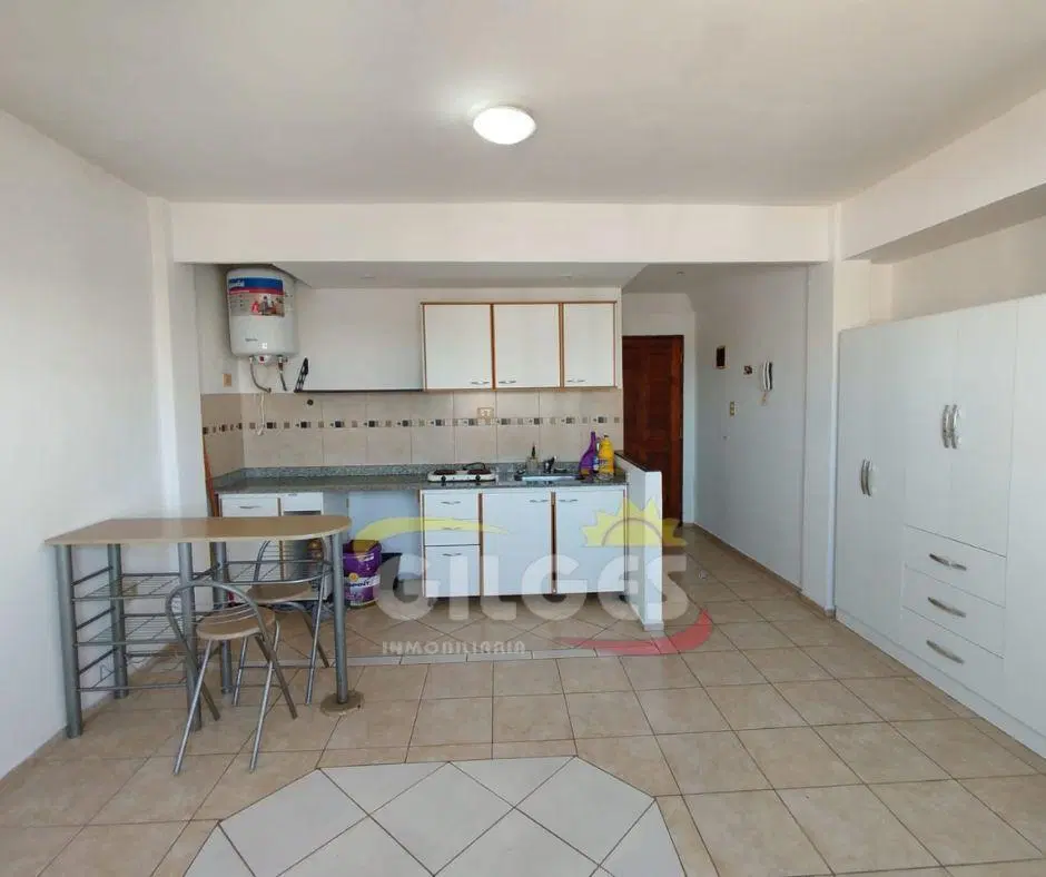 Alquiler de Departamento 1 Ambiente en Ciudadela 5