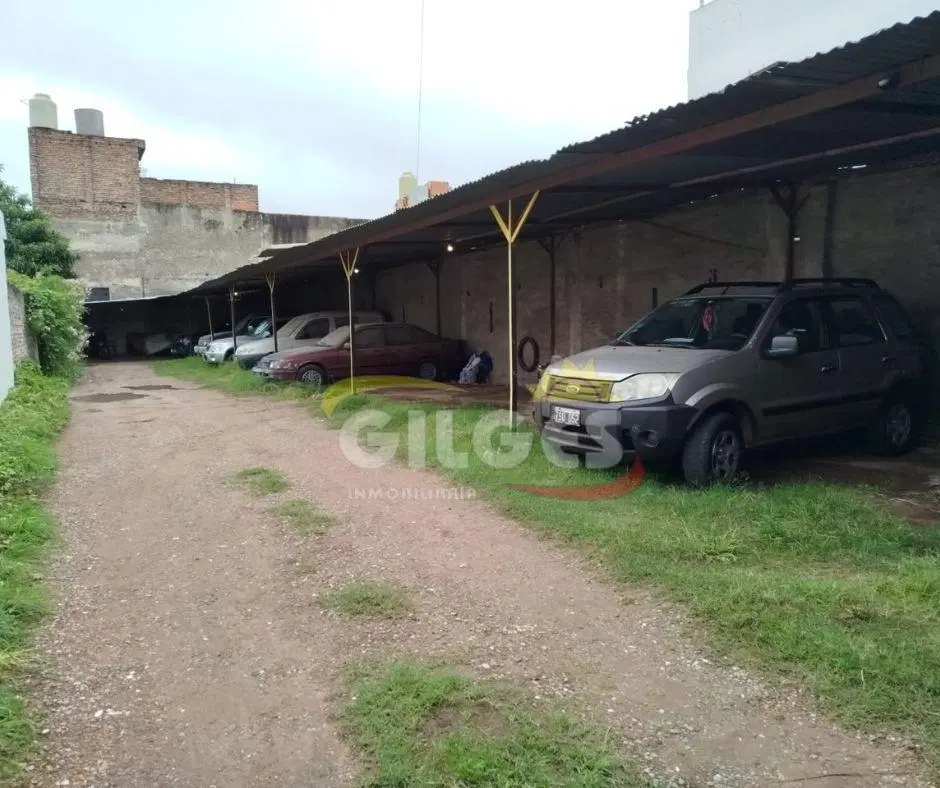 Venta Lote de 8.66x35M² en Ramos Mejia 3