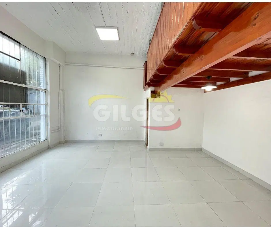 Alquiler Local 36m² en Ramos Mejia en muy buen Estado 1
