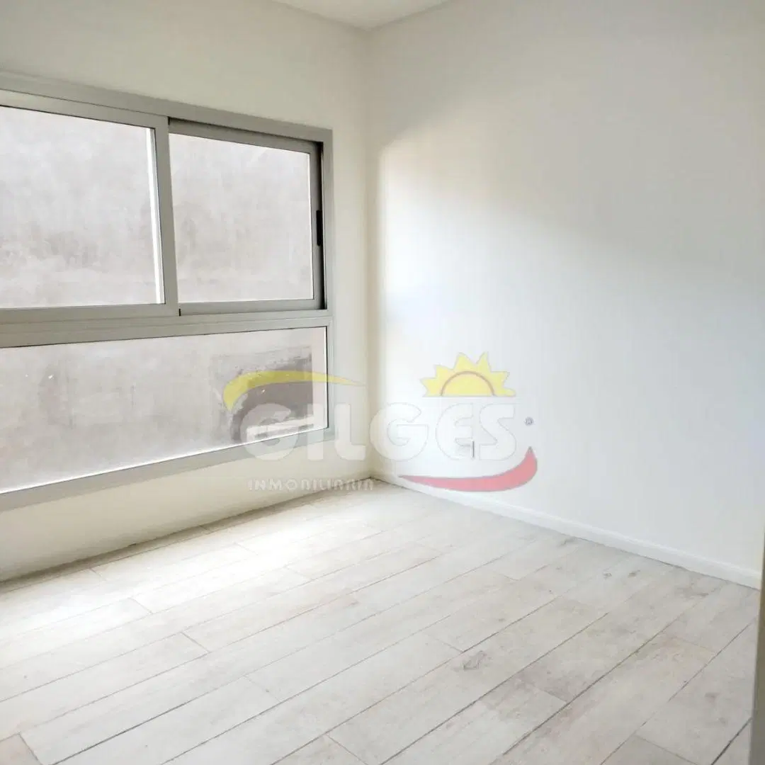 Departamento 2 amb con coch y baulera en Ituzaingó 2