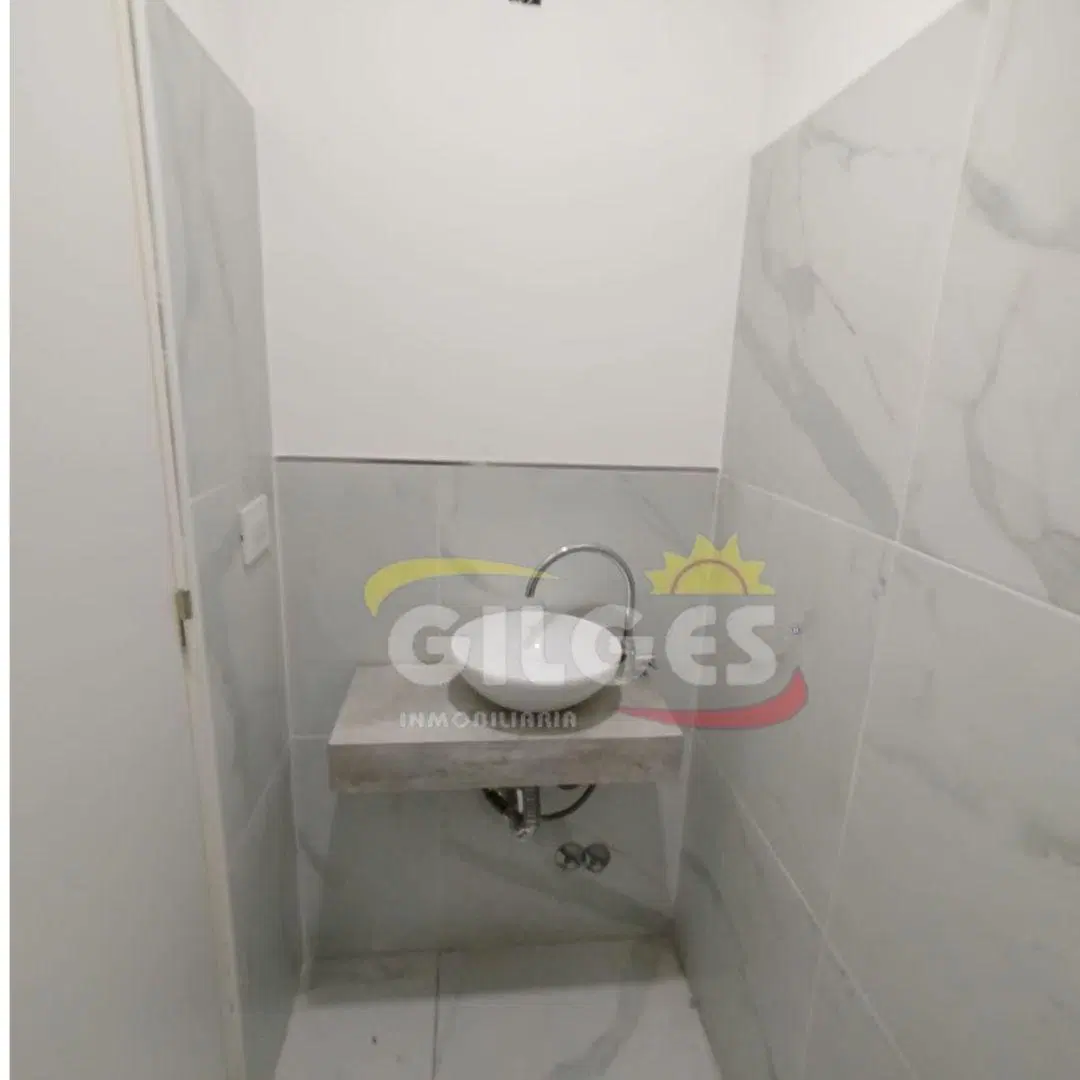 Departamento 2 amb con coch y baulera en Ituzaingó 3